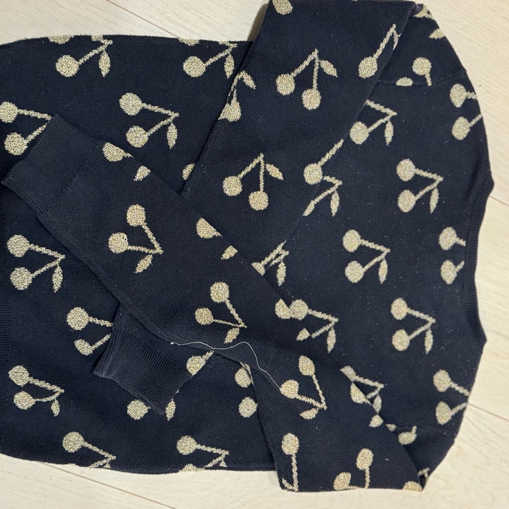 Sweater - Picture 2 of 3